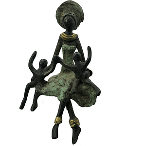 AfricanArt zittende vrouw met 2 kinderen